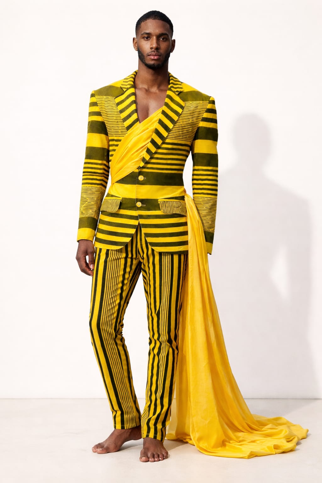 Avant-Garde Hight Contrast Yellow Olive Green Slim Fit Suit